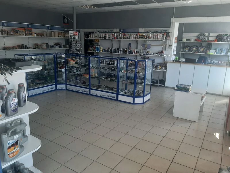 Автосервис с магазином запчастей, в собственности