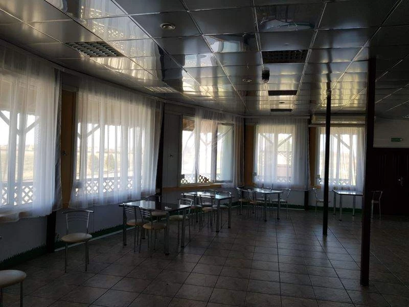 Кафе на трассе Питер–Одесса