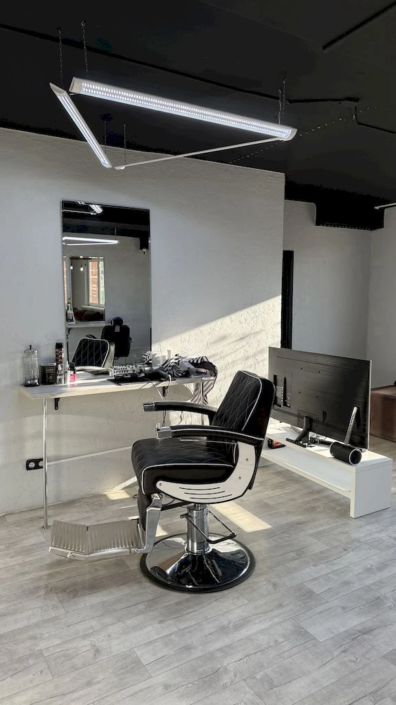 Действующий барбершоп BROS ROOM