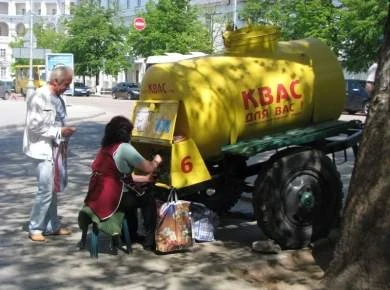 Санслужба намерена ликвидировать в Минске уличную торговлю квасом.